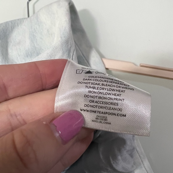 One Teaspoon Light Blue Saints High-Rise Boyfriend Denim Jeans Size 25 US - Picture 9 of 10